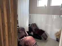 メルシー(merci)の雰囲気（落ちついたシャンプー台）