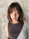透け髪ミディアムウェーブヘア　