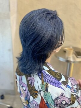 ウリ 横浜(uli) 中性ウルフカット×アッシュブルーカラー