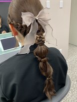 ラ ミュウ バイ ディーアンドティー(LA MIU by D&T)&nbsp;編みおろしヘアセットfigure eight