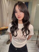 ヘアメイク シュシュ(Hair make chou chou) レイヤー ハッシュカット フォワード巻き 髪質改善