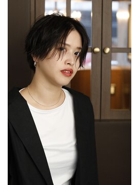 トリスト(tryst) [tryst/吉祥寺】ハンサムショート/クラシカル/小顔/黒髪