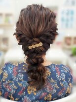 ヘアーメイク ティアラ(Hair make Tiara) 編みおろし