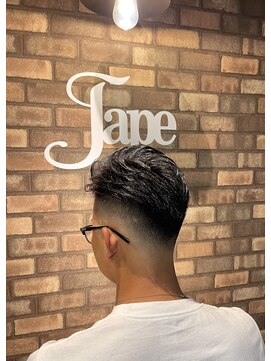 ジェイプ(JAPE) ツーブロック七三フェード