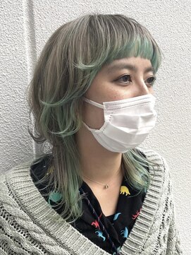 ラックスビー マハロ 江坂駅前店(LUXBE MAHALO) ウルフレイヤー×ミント×グレージュ