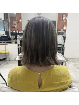 セダクション 道後樋又店(Seduction) 松山市/20代/30代/40代/ハイライト×パツっとボブ