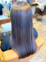 カミビトグロウ(kamibito glow)&nbsp;20代30代40代髪質改善カラーアッシュグレージュ艶感ストレート