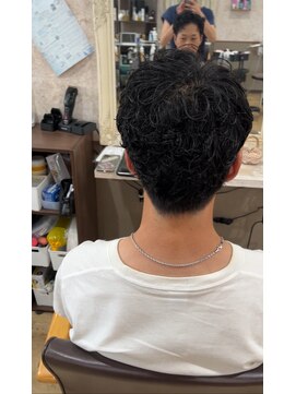 イースタイル 志都呂店(e-style com’s hair) スパイキーショート