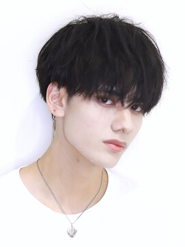 リップス 二子玉川店 (LIPPS) 前下がりバランスコンパクト無造作マッシュ