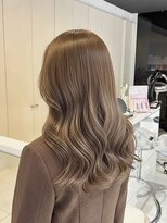 ノア(no_a)&nbsp;【四条烏丸】ブリーチなしでミルクティベージュ