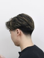 ダリーサード(DALIE third)&nbsp;テーパーフェードセンターパート