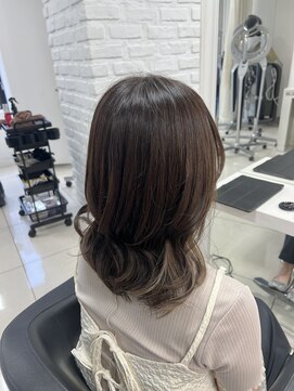 アッシュ 吉祥寺店(Ash) ブリーチなしオリーブベージュ×イヤリングカラーベージュ