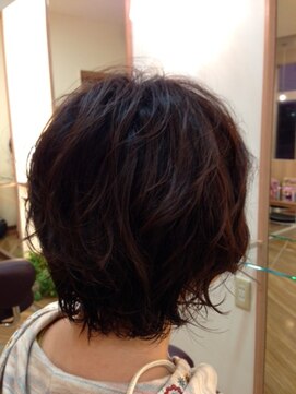 アレス ガーリーマッシュボブ