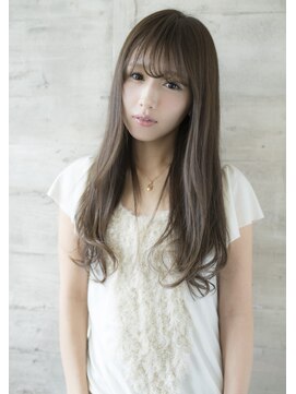 ソワリー 栄(THOiRY) 小顔カットが得意なスタイリストby坂元