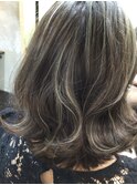 バレイヤージュ×アッシュグレー