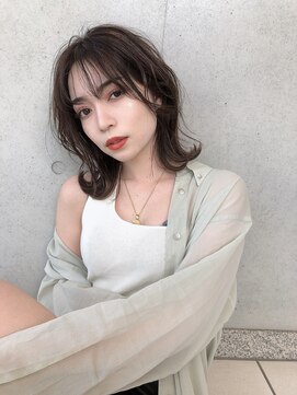 ティティ(TiTi) 大人かわいい鎖骨ミディアム[TiTi_栗林れい]