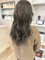 キャアリー(Caary)&nbsp;福山市美容室Caary 大人気ハイライトカラー カーキグレージュ