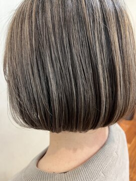 ネックス 表参道本店(nex) 【nex 表参道】脱白髪染め 地毛ハイライト ミニボブ 大人 齋藤