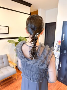 スリーバイザサロン(THREE by the salon) ツヤアレンジ