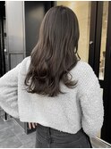 ほんのりオリーブベージュ