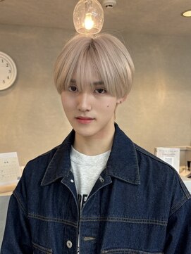 クプア 柏(kupua) 透明のあるハイトーンカラー/韓国ヘア［柏］