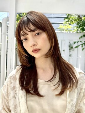 イニオイラボトリル(inioiLab to lil) 20代30代40代フェイスレイヤーカット×インナーカラー