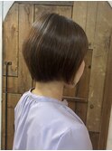 ショートボブ