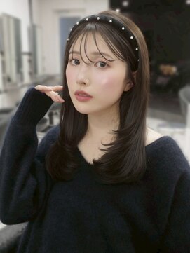 ベレーザシェルト(Beleza scelto) 17437黒髪バタフライカットヨシンモリグレーブラウンリタッチ