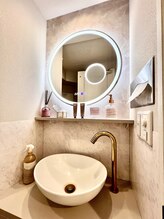 アメニティ、マスク、アルコール消毒の設置