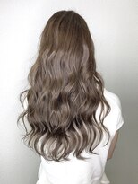 ジーナ バイ アルティナ(Dina by artina)&nbsp;無造作やわらかウェーブ×アッシュベージュ【Dina立川】