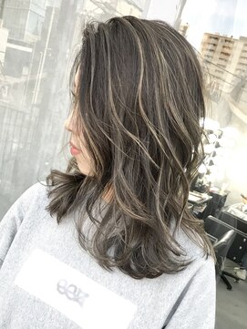 フォーク(FOLK) 恵比寿 _ 外国人風 コントラスト 3Dハイライト