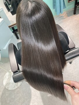 リスタート 表参道 外苑前(Re:start) 髪質改善ヘアエステ/縮毛矯正/ストレート/イメチェン/フェミニン