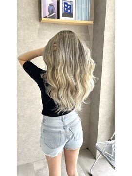 ムード タテマチ(mood tatemachi) ホワイトバレイヤージュ