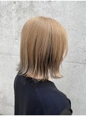 外ハネスタイル