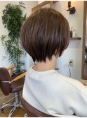 ショートボブカット