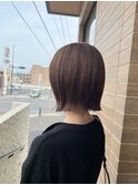 人気の切りっぱなしボブ×ベージュカラー☆