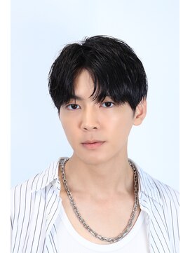 ネイビー(NAVY) ナチュラルコンマバング ウェット質感でセクシーに