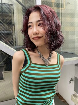 ノラギンザユー(NORA GINZA/U) 顔まわりカットレイヤーボブ暖色カラーボルドーカラー赤髪ボブ