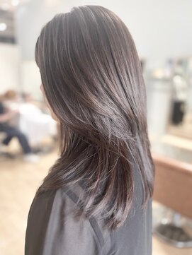 イルファ セイユウ 上野芝店(ehl:fa SEIYU) ロング/ハイライト/レイヤースタイル　20代30代40代