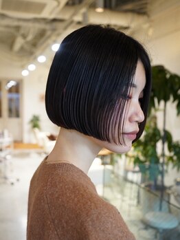 メグリ(meguri)の写真/エッジの効いたショートなら-meguri-。骨格などからあなたにしっくりなじむショートStyleを創り上げます。