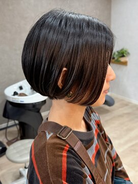 ジーナ 渋谷 表参道(JINA) 大人ショートボブ/つや髪ショート/前髪なし/20代30代40代