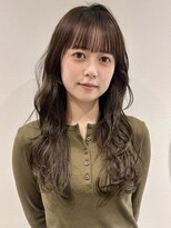 ラミエバイメルト 下北沢(lamie by melt)&nbsp;ロングレイヤー顔周りカットオリーブベージュ小顔ヘア韓国下北沢