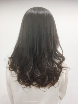 クアトログランシュ 水戸店(QUATRO×GranCieux) スモーキーアッシュ★QUATRO★
