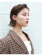 アイミーマイン(I ME MINE) ハイライトカラー小顔フレンチボブ
