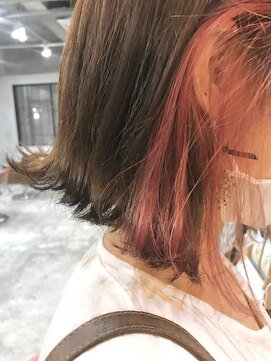 コニ(Coni) ♪Coni♪インナーカラーボブ