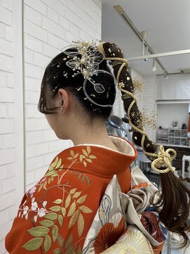 麗美容室 成人式ヘアアレンジ
