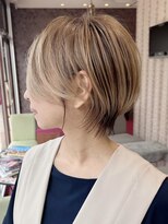 アース 大曽根店(HAIR&MAKE EARTH) 30代40代丸みショートヘア