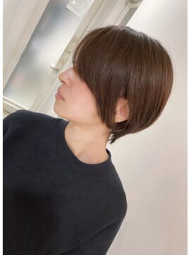 グランドライン(GRAND LINE) 《GRANDLINE友田千栄》流しバングナチュラルショート　韓国ヘア