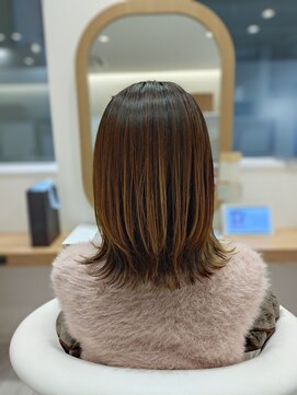 アドラーブル ココロ 新潟(adorable CoCoLo) 透明感♪【髪質改善】内巻き艶感ショートボブ小顔レイヤーカット