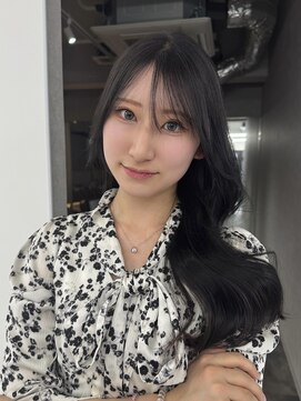 ヴィヴィー 福岡天神店(VIVIE) 透明感グレージュ×くびれ巻き